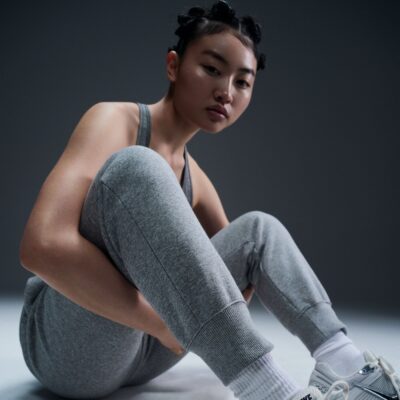 NIKE W NSW PHNX FLC MR PANT STD DK GREY HEATHER/SAIL – Bild 3