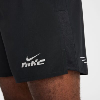 NIKE M NK DF CHLLGR 5BF FLASH SHORT BLACK/BLACK/BLACK/REFLECTIVE S – Bild 9