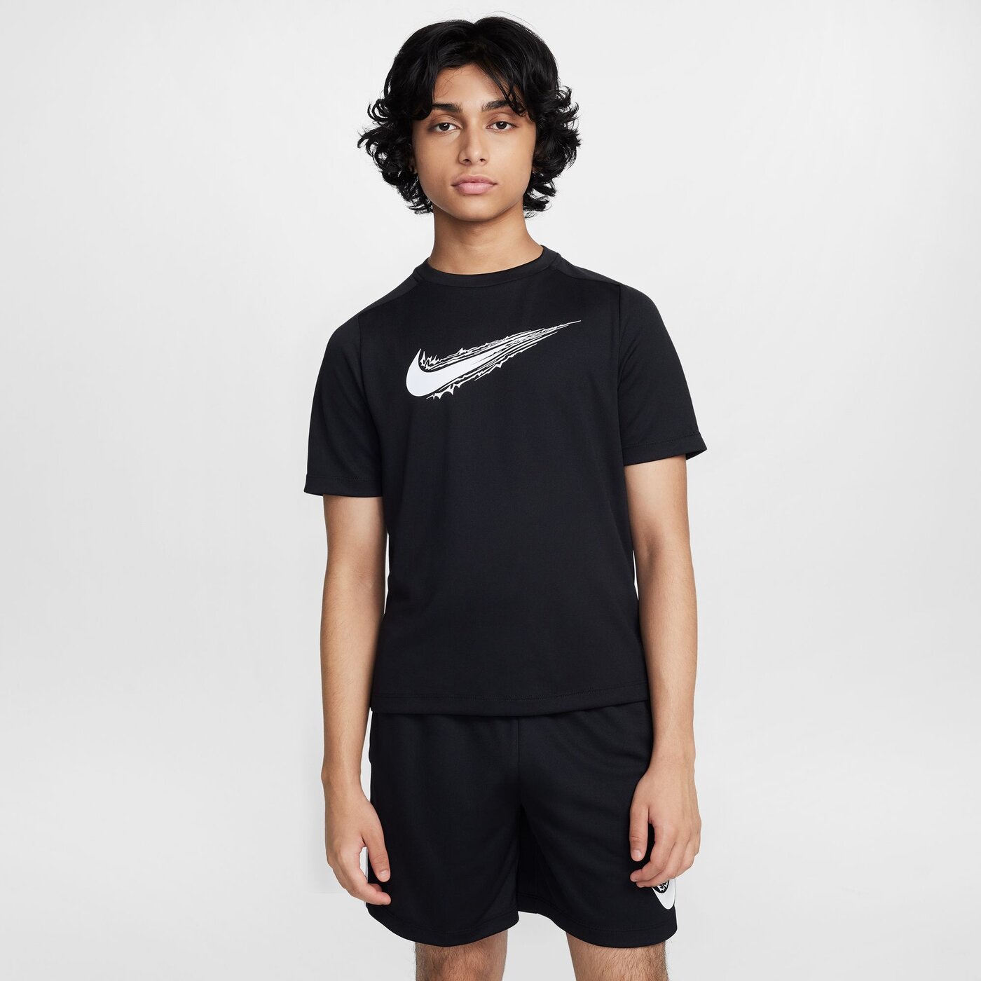 NIKE B NK DF MULTI SS TOP HBR BLACK/WHITE