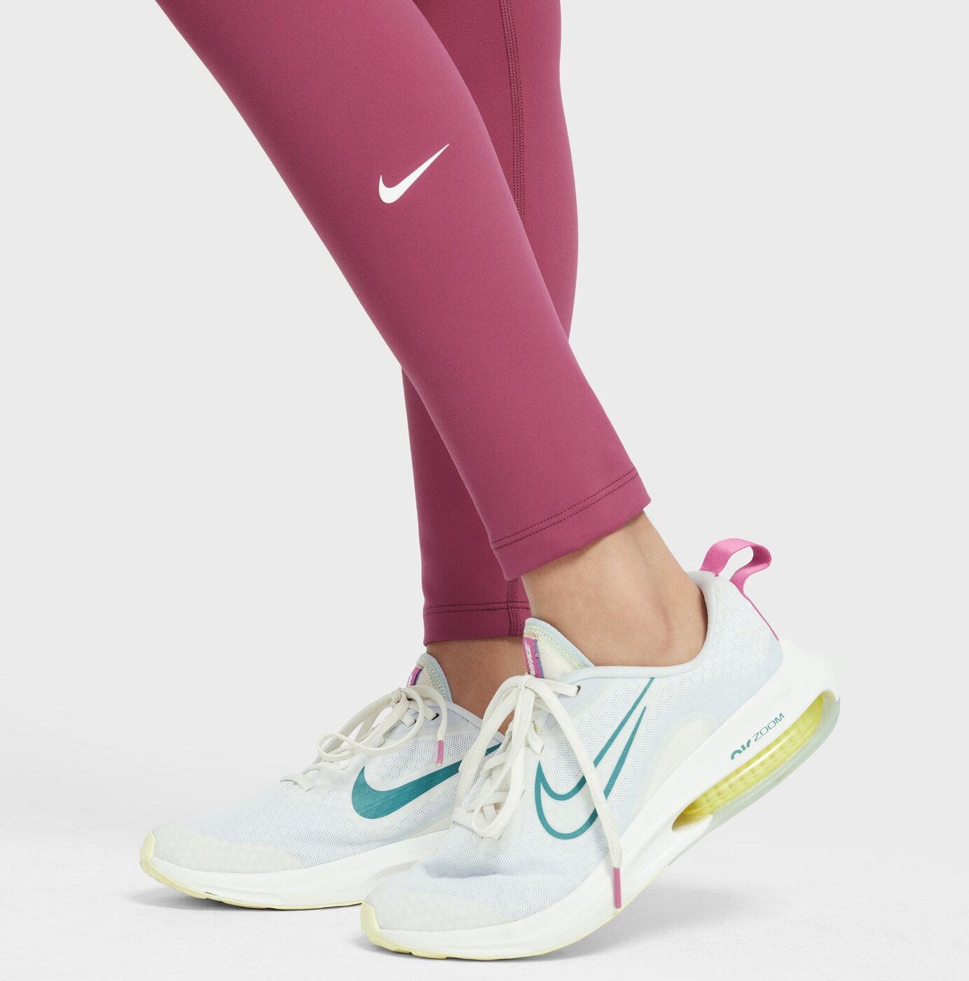 NIKE G NK DF ONE TGHT AOP SWEET BEET/WHITE – Bild 3