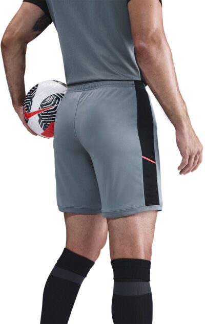 NIKE M NK DF ACD25 SHORT K BR COOL GREY/BLACK/BRIGHT CRIMSON – Bild 4