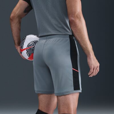 NIKE M NK DF ACD25 SHORT K BR COOL GREY/BLACK/BRIGHT CRIMSON – Bild 8