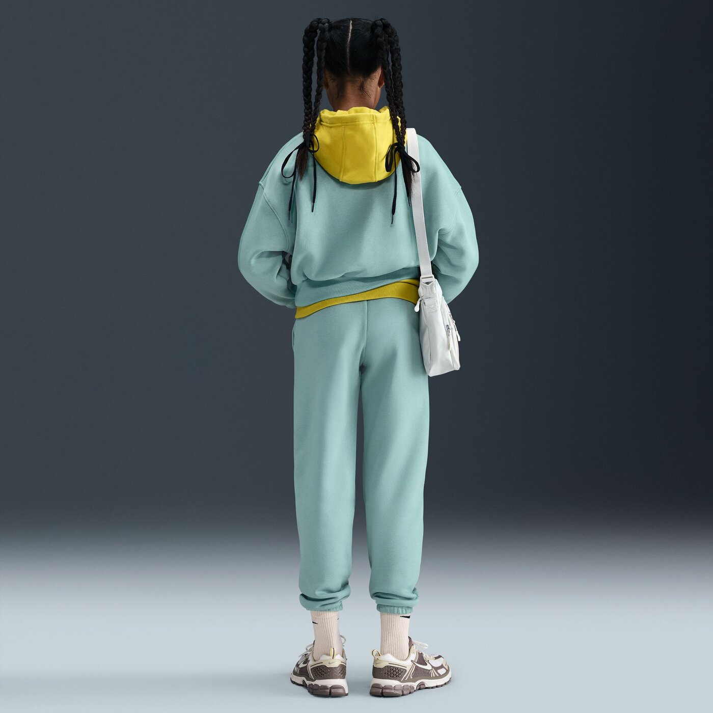 NIKE G NSW CLUB FLC BXY CRW LBR CANNON/CANNON/WHITE – Bild 4