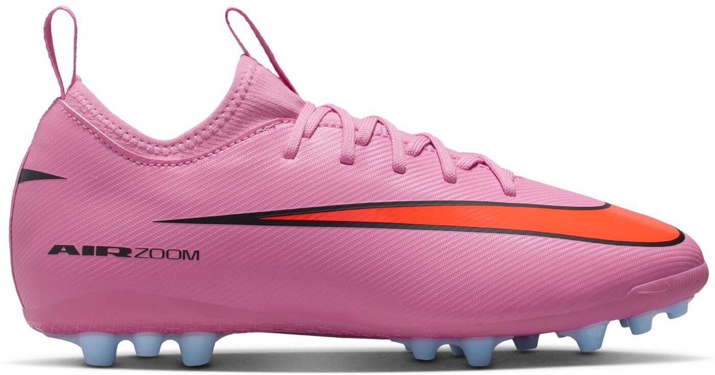 NIKE JR ZOOM VAPOR 16 ACADEMY AG MAGIC FLAMINGO/BLACK-TOTAL CRI