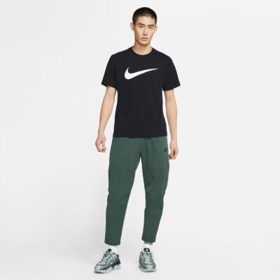 NIKE M NSW TEE ICON SWOOSH BLACK/WHITE – Bild 3